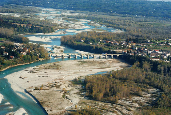 Vidor (Tv), Ponte sul Piave.